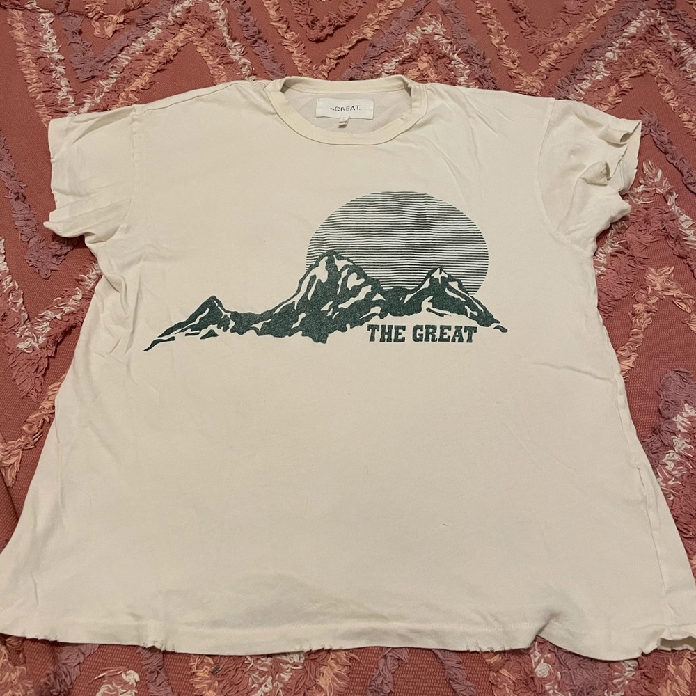 Graphic tee